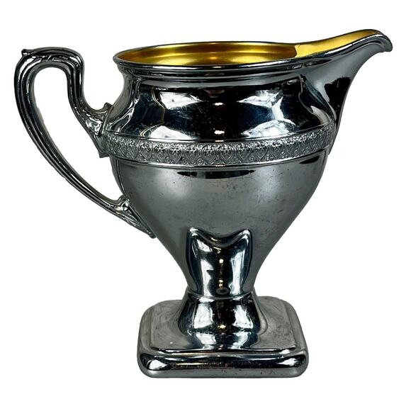 Ornate Manning Bowman & Co. (Meriden, CT) Vintage Silver Plated Copper Creamer - Picture 1 of 8